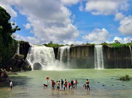 Vé máy bay đi Buôn Mê Thuột